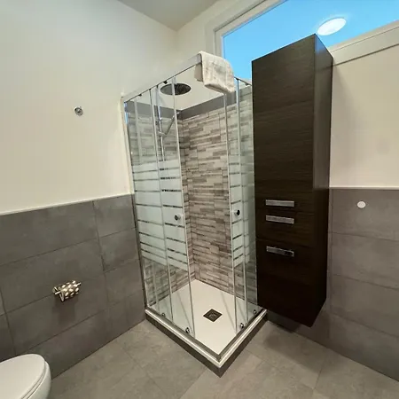 Chic And Exclusive *